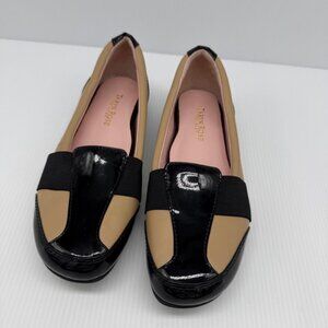 Taryn Rose Traveler Taurus Tan & Black Patent Leather Flat Slip On Loafers 7M